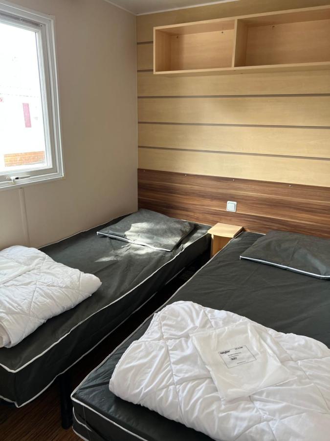 Mobilhome 4 Ca61 Vias Kültér fotó